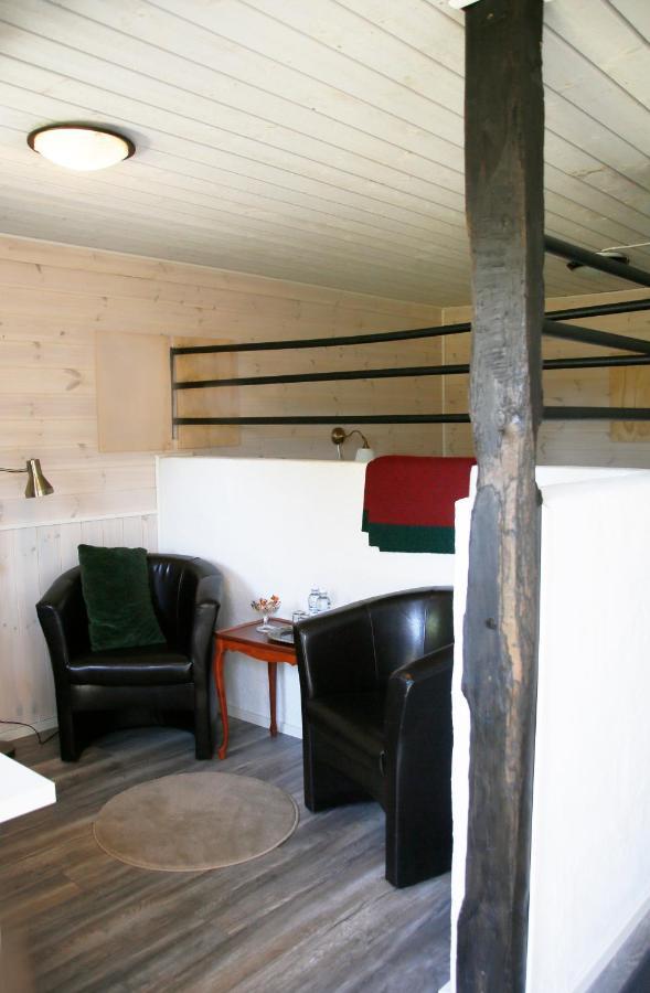 Arroeds Bostaelle Bed & Breakfast Tollarp Екстериор снимка